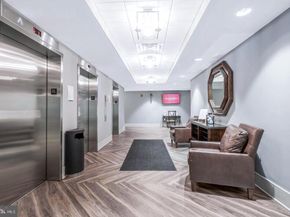 5300 Holmes Run Parkway 914, Alexandria VA 22304