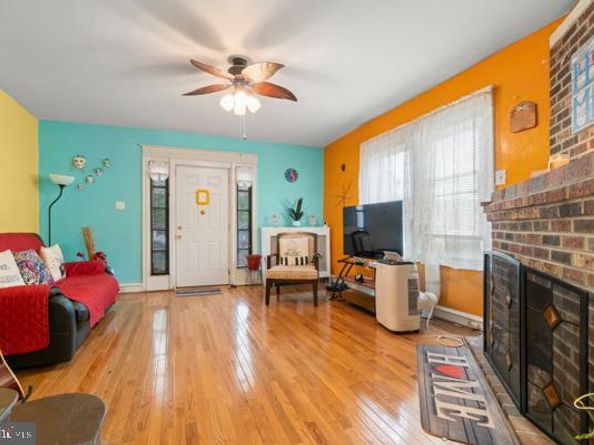 825 Rhawn Street, Philadelphia PA 19111