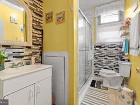 825 Rhawn Street, Philadelphia PA 19111