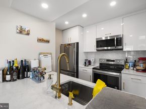 5560 Langston Boulevard 63E, Arlington VA 22207