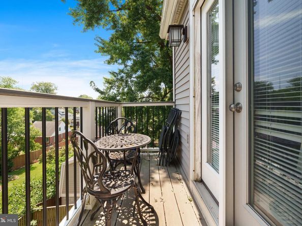 5560 Langston Boulevard 63E, Arlington VA 22207