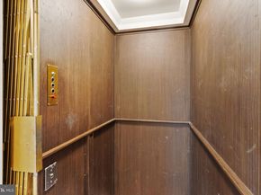 2345 S Rolfe Street S, Arlington VA 22202