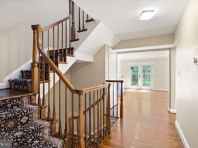 2345 S Rolfe Street S, Arlington VA 22202