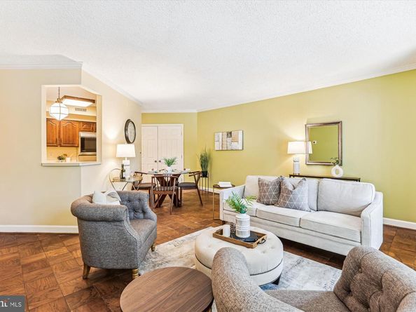 801 S Pitt Street 326, Alexandria VA 22314