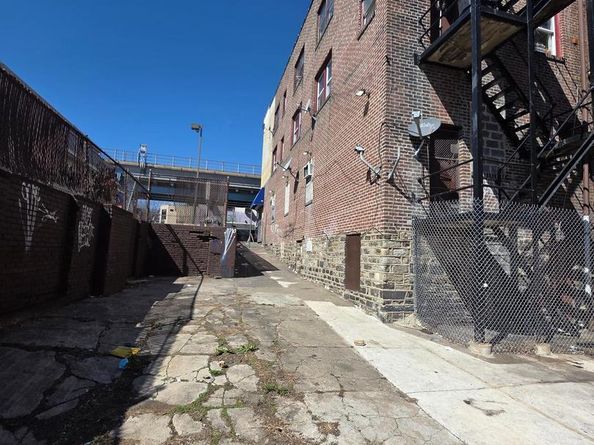 4735 Frankford Avenue, Philadelphia PA 19124