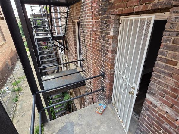 4735 Frankford Avenue, Philadelphia PA 19124