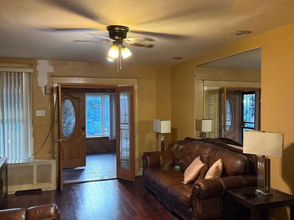 5325 N 15TH Street, Philadelphia PA 19141