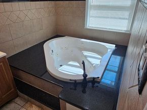 122 Old Soldiers Road, Cheltenham PA 19012