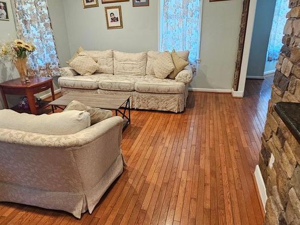 122 Old Soldiers Road, Cheltenham PA 19012