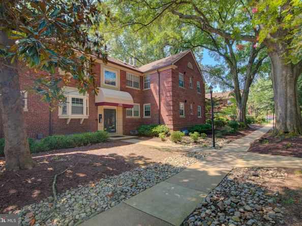 2102 N Scott Street 109, Arlington VA 22209