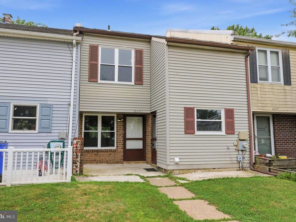 2231 Maltese Court, Bensalem PA 19020