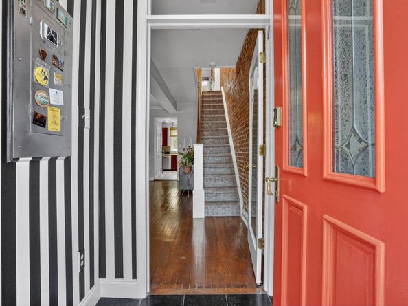 1233 E St SE, Washington DC 20003