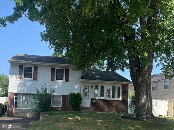 303 Willard Road, Hatboro PA 19040