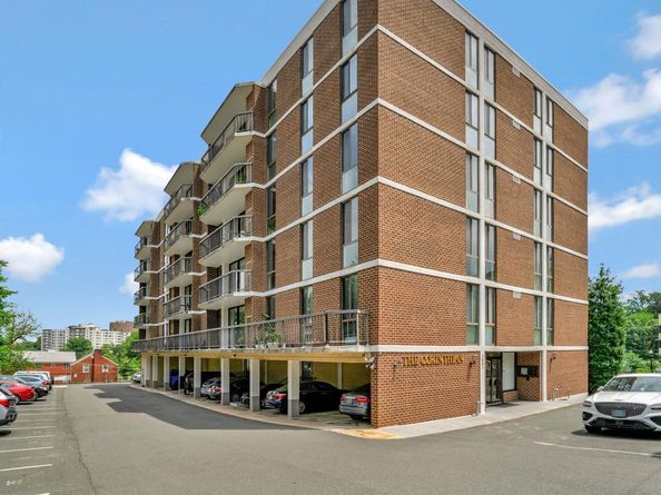 1401 N Rhodes Street 301, Arlington VA 22209