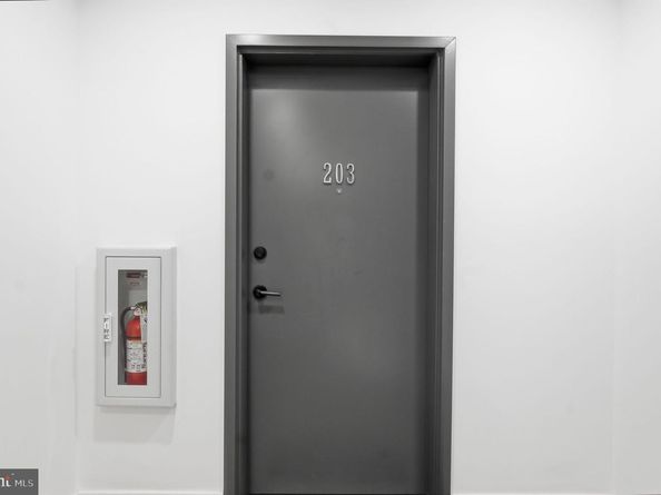 646 Newton Place NW 203, Washington DC 20010