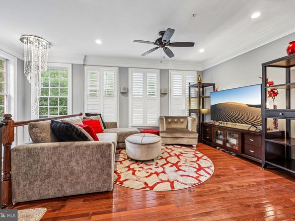 418 Ferdinand Day Drive, Alexandria VA 22304
