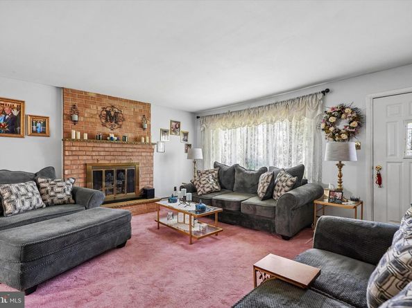 430 Fort Washington Avenue, Fort Washington PA 19034