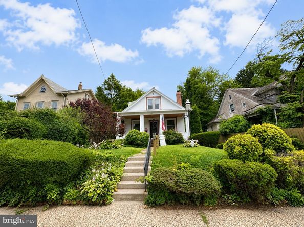 539 Hermit Street, Philadelphia PA 19128
