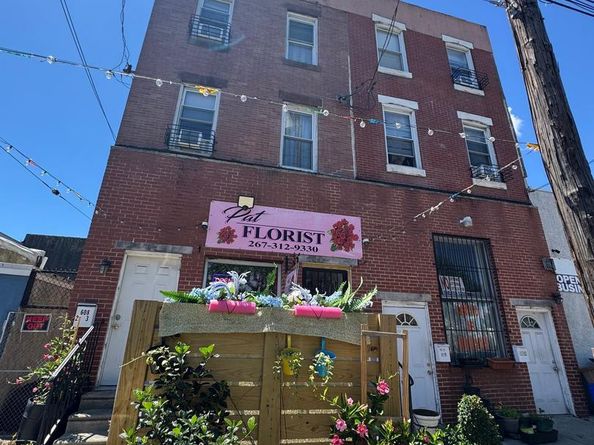 610 Snyder Avenue, Philadelphia PA 19148