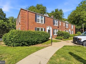 220 N Thomas Street 2201, Arlington VA 22203