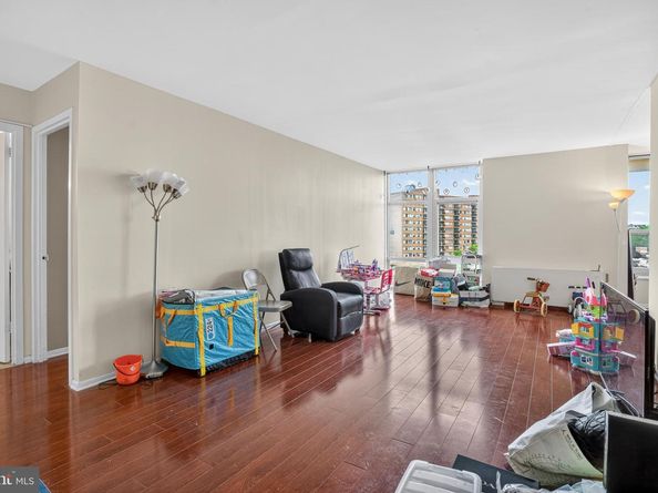 3600 Conshohocken Avenue 911, Philadelphia PA 19131