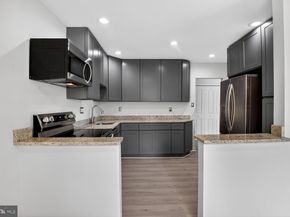 9702 Kingsbridge Drive 302, Fairfax VA 22031