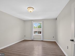 9702 Kingsbridge Drive 302, Fairfax VA 22031