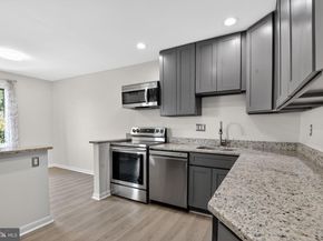 9702 Kingsbridge Drive 302, Fairfax VA 22031