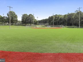 9702 Kingsbridge Drive 302, Fairfax VA 22031