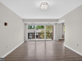 9702 Kingsbridge Drive 302, Fairfax VA 22031