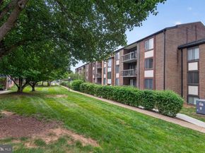 9702 Kingsbridge Drive 302, Fairfax VA 22031