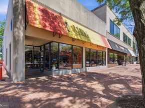 3712 Valley Drive, Alexandria VA 22302