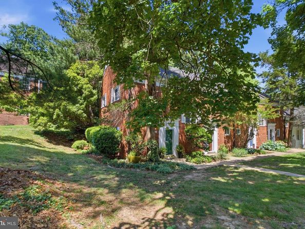 3712 Valley Drive, Alexandria VA 22302