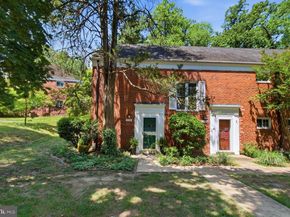 3712 Valley Drive, Alexandria VA 22302