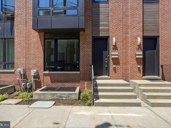 1420 S Howard Street, Philadelphia PA 19147