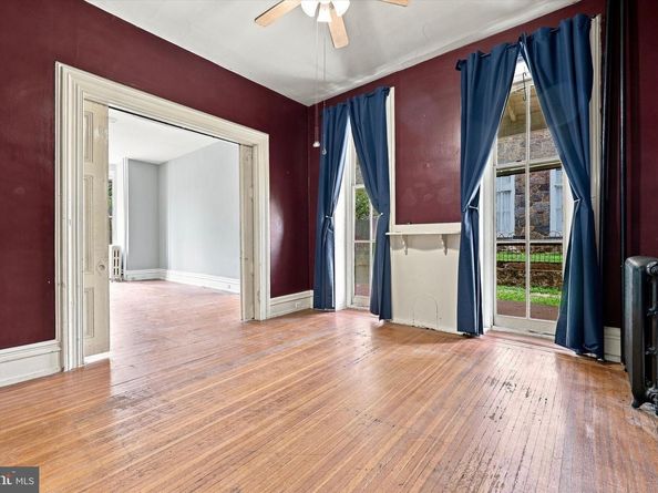 140 Sumac Street, Philadelphia PA 19128