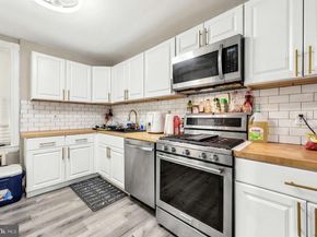 402 Poplar Street, Darby PA 19023