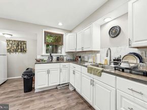 402 Poplar Street, Darby PA 19023
