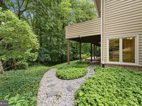 1608 Woodstock Lane, Reston VA 20194