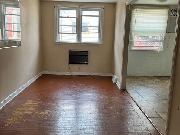 3021 Devereaux Avenue, Philadelphia PA 19149