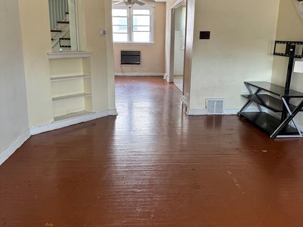 3021 Devereaux Avenue, Philadelphia PA 19149