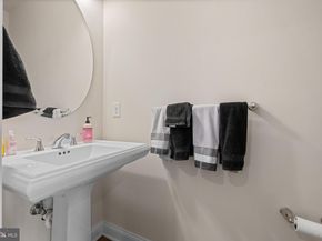 115 Jackdaw Alley, Media PA 19063