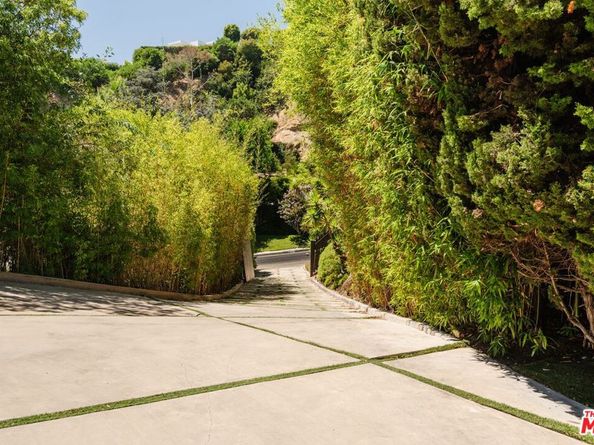 1420 Rising Glen Road, Los Angeles CA 90069