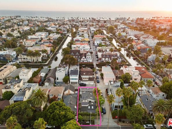 2329 Ocean Avenue, Venice CA 90291