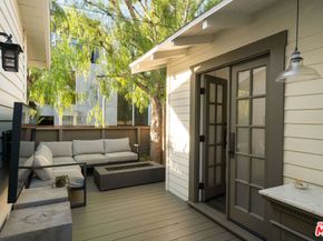 2329 Ocean Avenue, Venice CA 90291