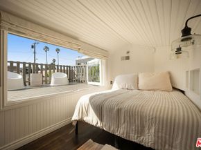 2329 Ocean Avenue, Venice CA 90291