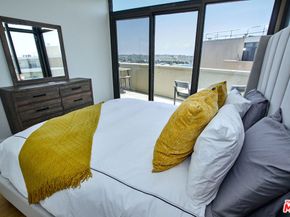 4337 Marina City Dr, Marina Del Rey CA 90292