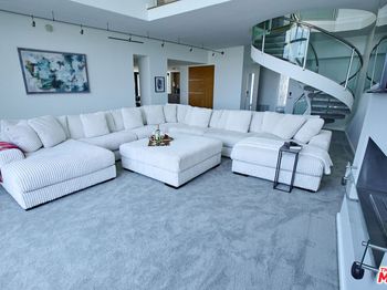 4337 Marina City Dr