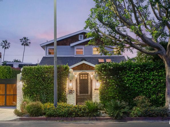 806 N Crescent Heights Boulevard, Los Angeles CA 90046