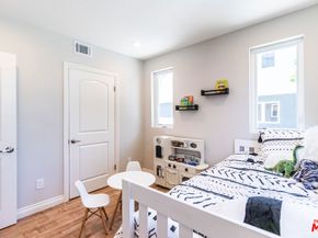 1737 S Longwood Avenue, Los Angeles CA 90019